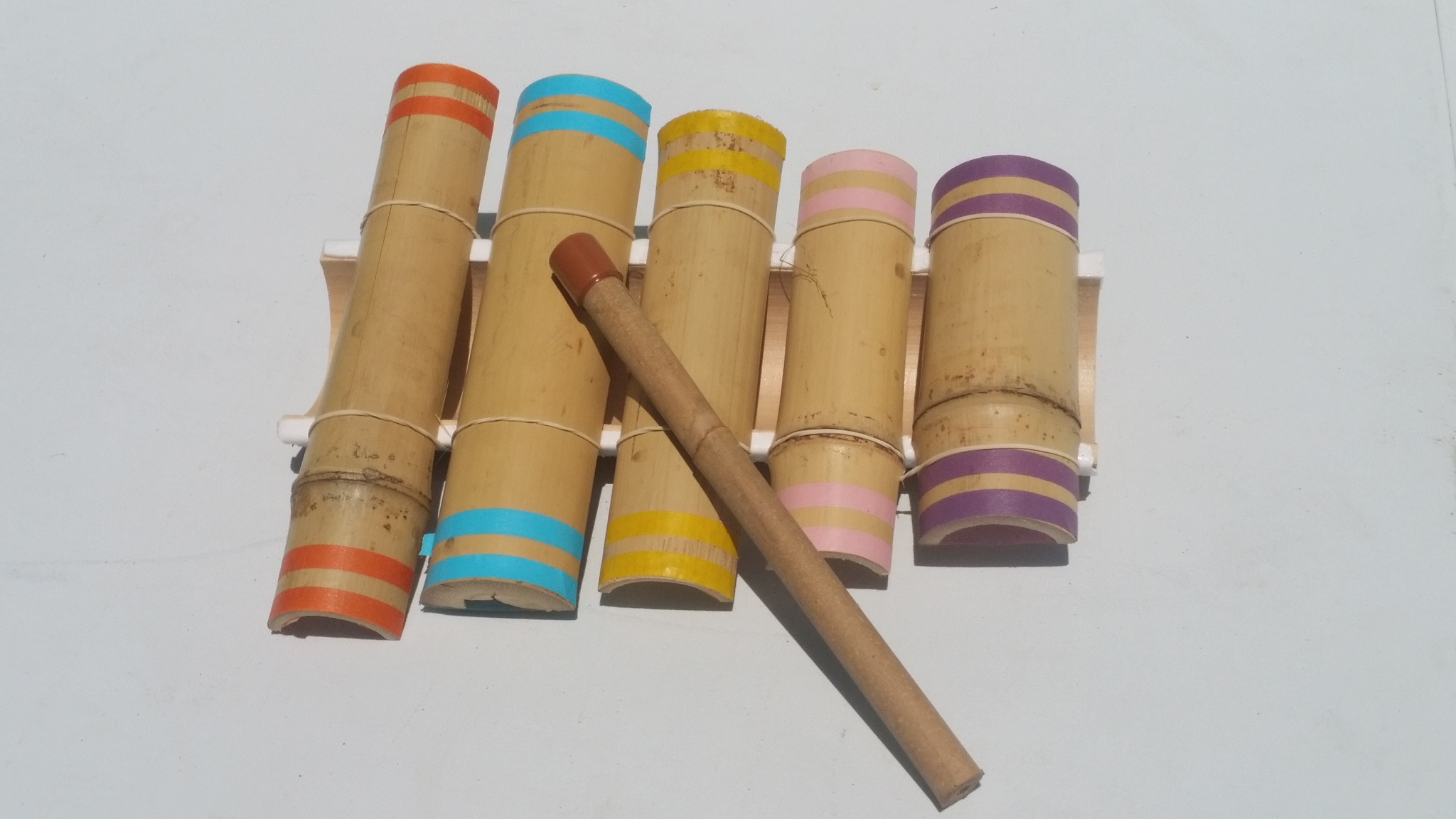 סדנת נגרות להכנת כלי נגינה מבמבוק
